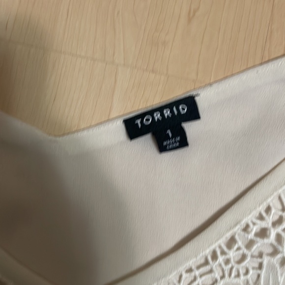 Torrid top - Picture 3 of 3